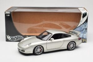 Porsche 911 996 GT3 Sudrabs Hot Wheels 1:18 C2590 Metāls — attēls 8 no 8
