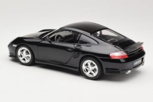 Porsche 911 996 Turbo Melns Bburago 1:18 18-12030 Metāls — attēls 7 no 8