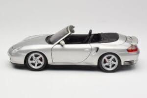 Porsche 911 996 Turbo Kabriolets Sudrabs Maisto 1:18 31660 Metāls — attēls 4 no 8