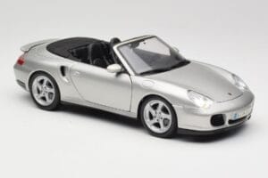 Porsche 911 996 Turbo Kabriolets Sudrabs Maisto 1:18 31660 Metāls — attēls 6 no 8