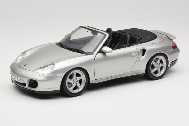 Porsche 911 996 Turbo Kabriolets Sudrabs Maisto 1:18 31660 Metāls