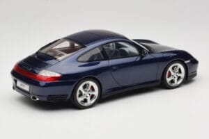 Porsche 911 996.2 Carrera 4S Tumši Zils GT Spirit 1:18 GT938 Sveķi — attēls 2 no 6