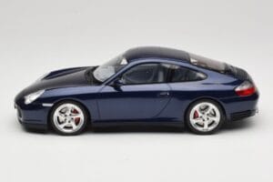 Porsche 911 996.2 Carrera 4S Tumši Zils GT Spirit 1:18 GT938 Sveķi — attēls 3 no 6