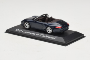 Porsche 911 997 Carrera 4 Kabriolets Tumši Zils Minichamps 1:43 WAP02015216-P1 Metāls — attēls 3 no 4