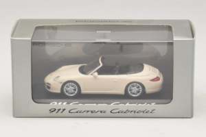 Porsche 911 997 Carrera Kabriolets Balts Minichamps 1:43 WAP02001118 Metāls — attēls 4 no 5