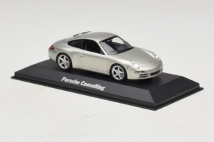 Porsche 911 997 Carrera Silver Metallic Minichamps 1:43 WAP02011515 Metāls — attēls 2 no 5