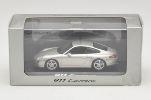 Porsche 911 997 Carrera Silver Metallic Minichamps 1:43 WAP02011515 Metāls — attēls 5 no 5