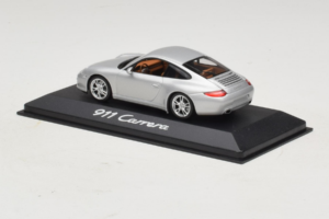 Porsche 911 997 Carrera Silver Metallic Minichamps 1:43 WAP02001218 Metāls — attēls 3 no 5