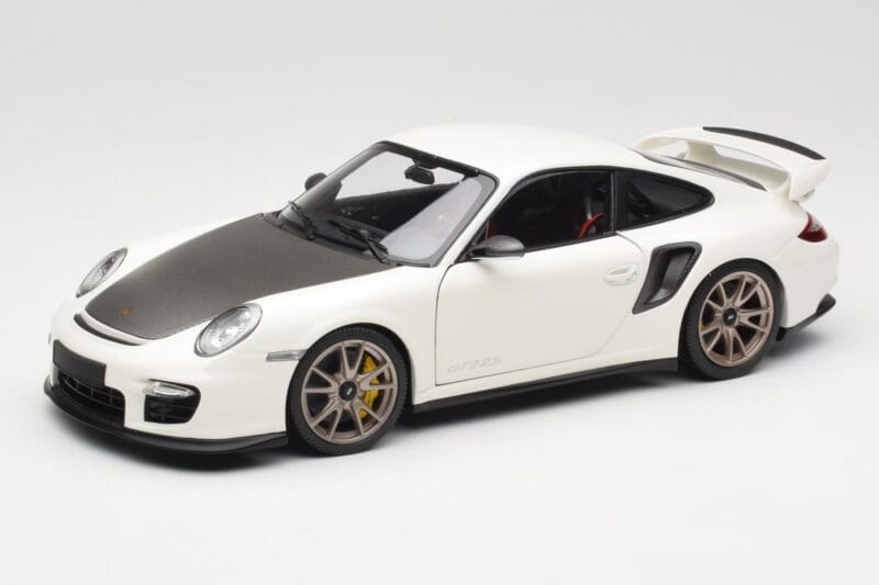 Porsche 911 997 GT2 RS Balts Minichamps 1:18 100069400 Metāls