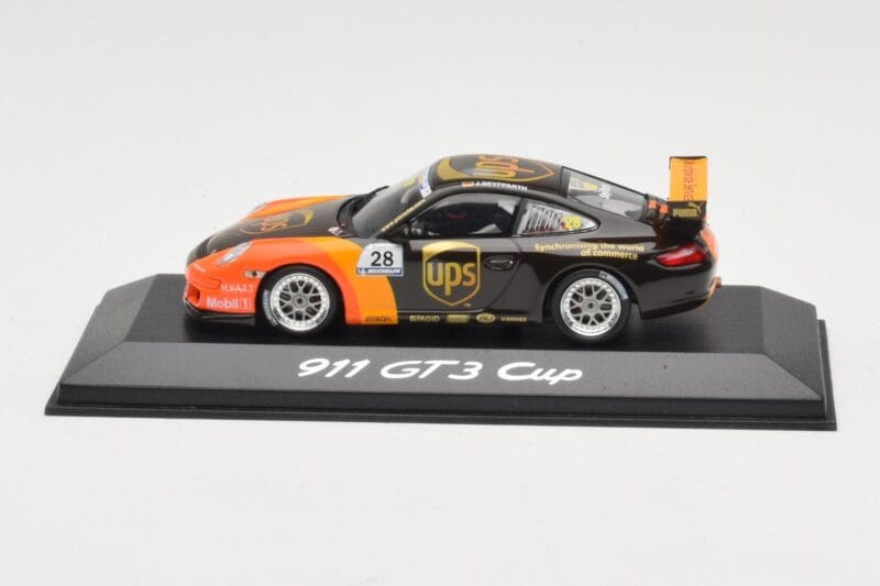 Porsche 911 997 GT3 Cup #28 M. Seffarth Carrera Cup 2006 Minichamps 1:43 WAP02012316 Metāls