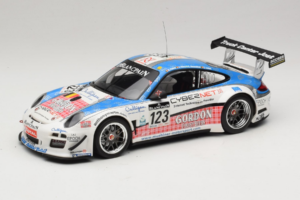 Porsche 911 997 GT3 R #123 Muhlner Motorsport E. Fumal / E. Thiry 24 Hours of Spa 2011 Minichamps 1:18 151118923 Metāls