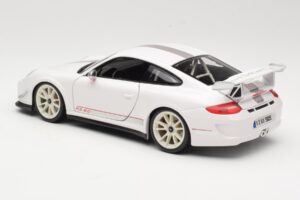 Porsche 911 997 GT3 RS 4.0 Balts Bburago 1:18 18-11036 Metāls — attēls 7 no 8