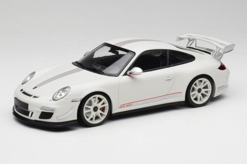 Porsche 911 997 GT3 RS 4.0 Balts Minichamps 1:18 155062221 Metāls