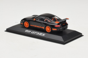 Porsche 911 997 GT3 RS Melns Oranžs Minichamps 1:43 WAP02012817-R1 Metāls — attēls 3 no 4
