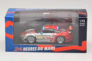 Porsche 911 997 GT3 RSR #80 J. Bergmeister / S. Neiman / D. Law 24 Hours of Le Mans 2009 Minichamps 1:43 400096980 Metāls — attēls 4 no 4