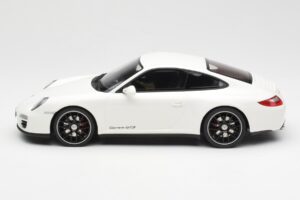 Porsche 911 997 GTS Balts GT Spirit 1:18 GT287 Sveķi — attēls 3 no 6