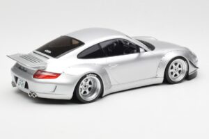 Porsche 911 997 RWB Abu Dhabi IXO 1:18 18CMC166 Metāls — attēls 2 no 6