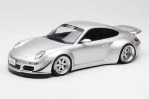 Porsche 911 997 RWB Abu Dhabi IXO 1:18 18CMC166 Metāls