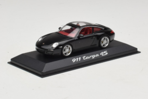Porsche 911 997 Targa 4S Melns Minichamps 1:43 WAP02002518 Metāls — attēls 2 no 4