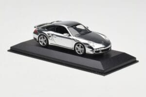Porsche 911 997 Turbo Chrome Silver Minichamps 1:43 WAP02060816-R Metāls — attēls 3 no 5