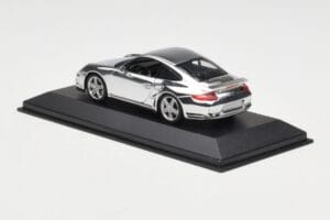 Porsche 911 997 Turbo Chrome Silver Minichamps 1:43 WAP02060816-R Metāls — attēls 4 no 5