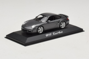 Porsche 911 997 Turbo Grey Metallic Minichamps 1:43 WAP02013016 Metāls — attēls 2 no 5