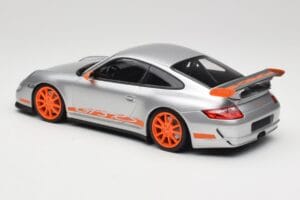Porsche 911 997.1 GT3 RS Sudrabs ar Oranžiem Diskiem Minichamps 1:18 155062120 Metāls — attēls 5 no 6