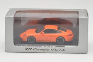 Porsche 911 997.2 Carrera 4 GTS Oranžs Minichamps 1:43 WAP0201140C Metāls — attēls 4 no 4