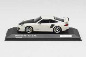 Porsche 911 997.2 GT2 RS Balts ar Sudraba Diskiem Minichamps 1:43 400069405 Metāls