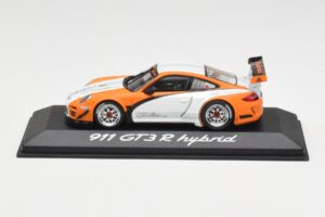 Porsche 911 GT3 R Hybrid 997.2 Presentation White Orange Minichamps 1:43 WAP0201170B Metāls