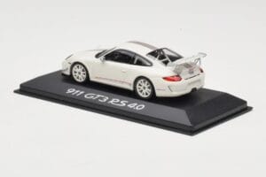 Porsche 911 997.2 GT3 RS 4.0 Balts Minichamps 1:43 WAP0200010C Metāls — attēls 3 no 4