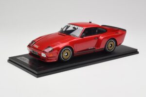 Porsche 911 930 Almeras Biturbo 3.3 Sarkans Kess 1:18 KE18005C Sveķi