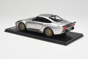 Porsche 911 930 Almeras Biturbo 3.3 Sudrabs Kess 1:18 KE18005B Sveķi — attēls 5 no 6
