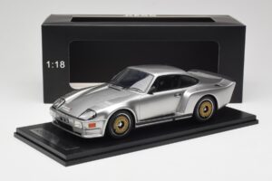 Porsche 911 930 Almeras Biturbo 3.3 Sudrabs Kess 1:18 KE18005B Sveķi — attēls 6 no 6