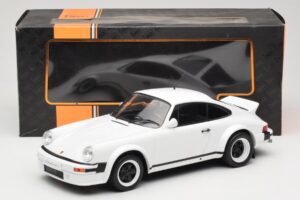 Porsche 911 SC GT Race Version IXO 1:18 18CMC007 Metāls — attēls 6 no 6