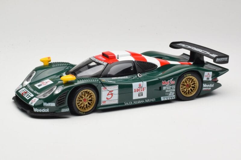 Porsche 911 GT1 #5 GT1 1997 Maisto 1:18 56055 Metāls
