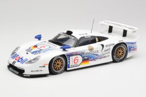 Porsche 911 GT1 #6 T. Boutsen / H-J. Stuck 1997 UT Models 1:18 39720 Metāls