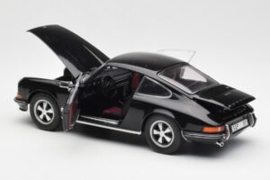 Porsche 911 S Melns Schuco 1:18 450047200 Metāls — attēls 5 no 8