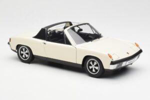 Porsche 914/6 Gaiša Ziloņkauls AUTOart 1:18 77933 Metāls — attēls 6 no 8