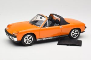 Porsche 914/6 Oranžs Revell 1:18 08864 Metāls