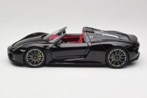 Porsche 918 Spyder Bazalts Melns Metaliks Minichamps 1:18 110062431 Metāls — attēls 4 no 8