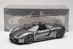Porsche 918 Spyder Liquid Metal Sudrabs Minichamps 1:18 110062430 Metāls — attēls 8 no 8