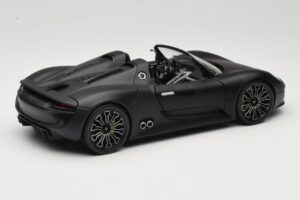 Porsche 918 Spyder Matte Black Minichamps 1:18 110060031 Metāls — attēls 3 no 8