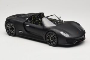 Porsche 918 Spyder Matte Black Minichamps 1:18 110060031 Metāls — attēls 6 no 8