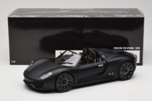 Porsche 918 Spyder Matte Black Minichamps 1:18 110060031 Metāls — attēls 8 no 8