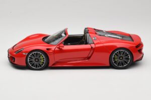 Porsche 918 Spyder Sarkans Minichamps 1:18 110062435 Metāls — attēls 4 no 8