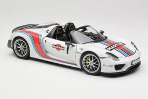 Porsche 918 Spyder Weissach Package Martini Minichamps 1:18 110062440 Metāls — attēls 6 no 8