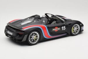 Porsche 918 Spyder Weissach Package Matt Black With Martini Stripes Minichamps 1:18 110062445 Metāls — attēls 3 no 8