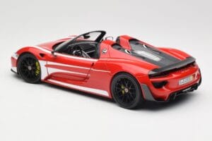 Porsche 918 Spyder Weissach Package Sarkans & Baltas Svītras Minichamps 1:18 110062442 Metāls — attēls 8 no 9