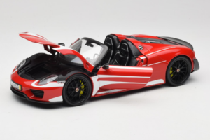 Porsche 918 Spyder Weissach Package Sarkani Balti Svītras Minichamps 1:18 110062442-O1 Metāls — attēls 2 no 8